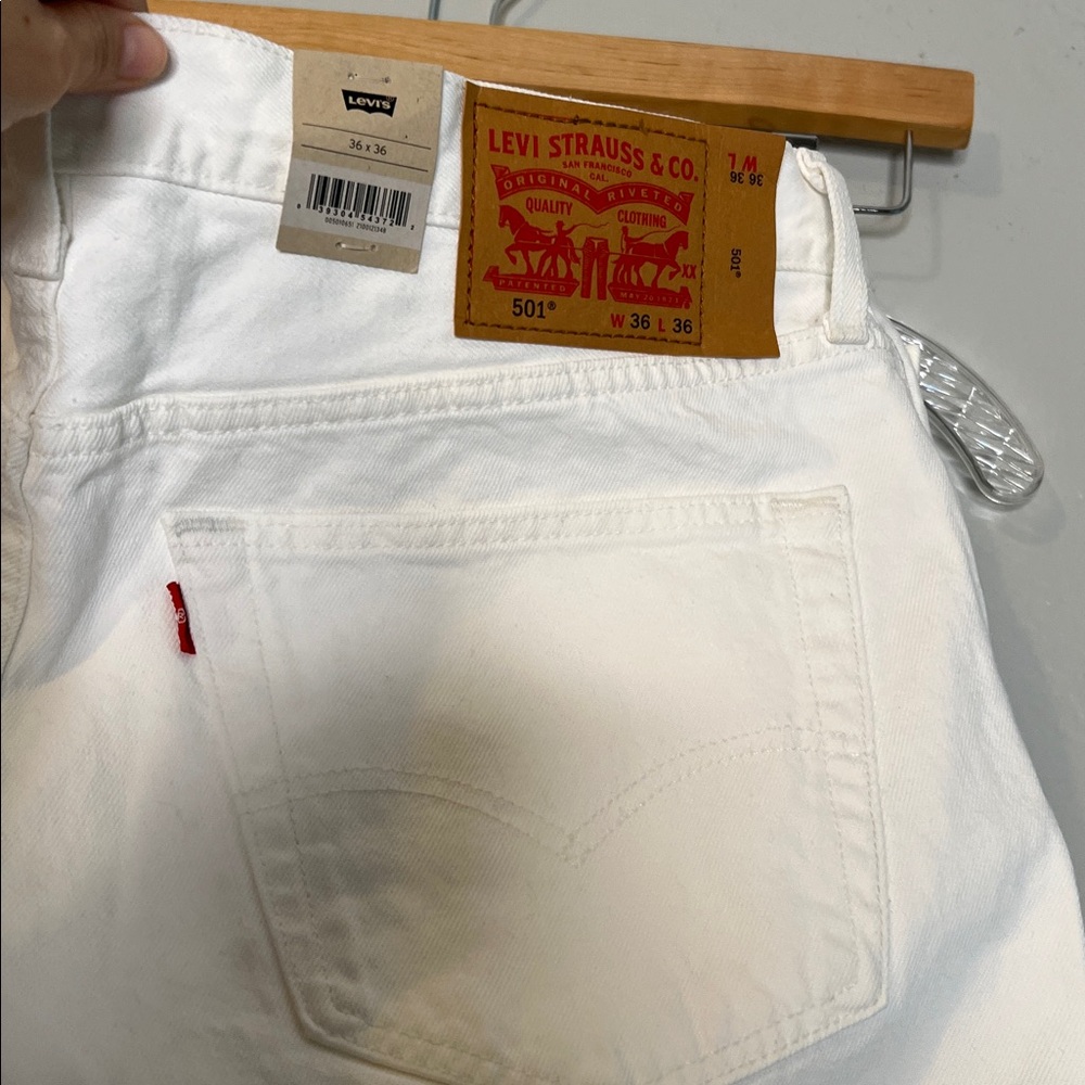 Levi's Men's 501 Original Mid Rise Regular Fit Straight Leg Jeans - 36x36 NEW - Picture 3 of 5